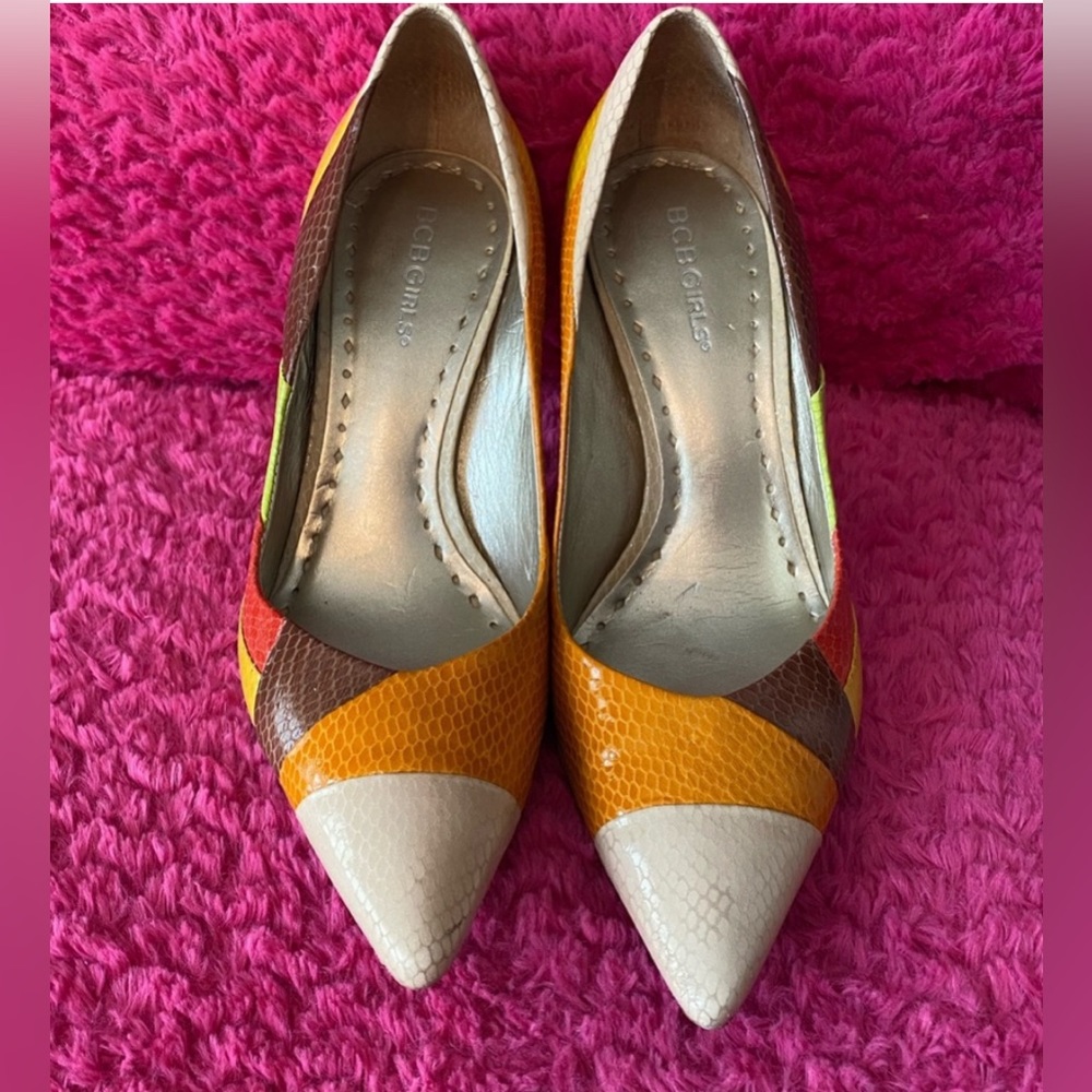 BCBG Color Block Heels Women's Size 7 Pumps Yellow Orange Brown Cream Tan Shoes